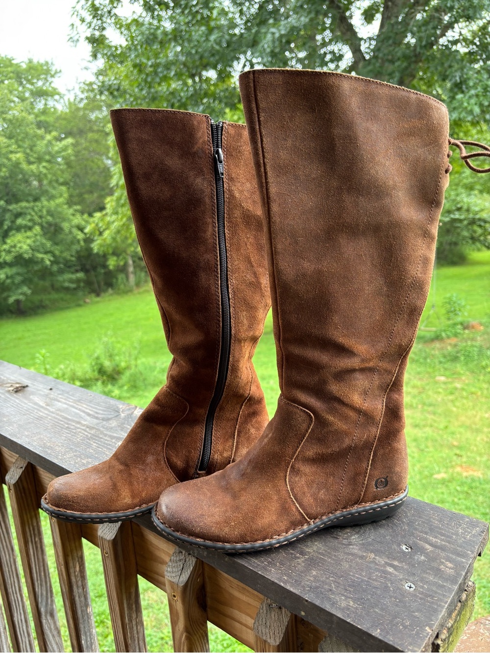 Born Women’s 7 M Brown Leather Tall Riding Boots Side Zip Lace Back Boho RenFair - Picture 3 of 14